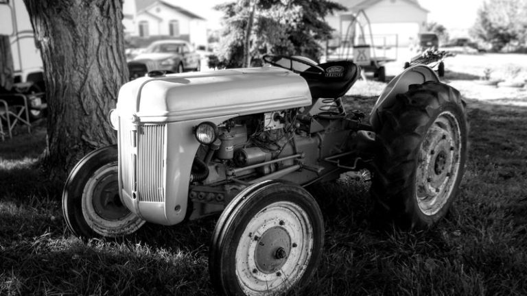 How Long Should a Garden Tractor Battery Last?